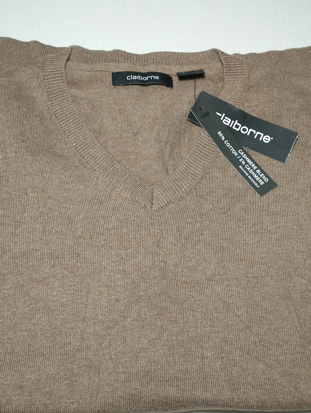 NEW Claiborne Cashmere Blend V-neck Sweater, Men's Size Small, , Classic, Preppy